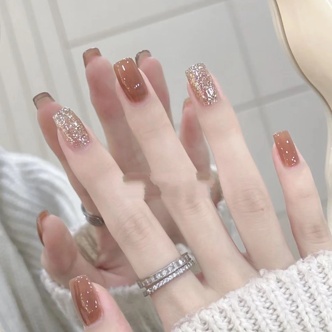 爆闪热销美甲纯手工穿戴甲轻奢高级显白秋冬必备高颜值正品美甲片