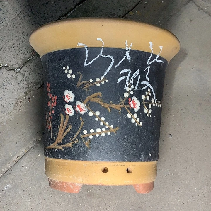 紫砂花盆紫砂的颜色很好看呀