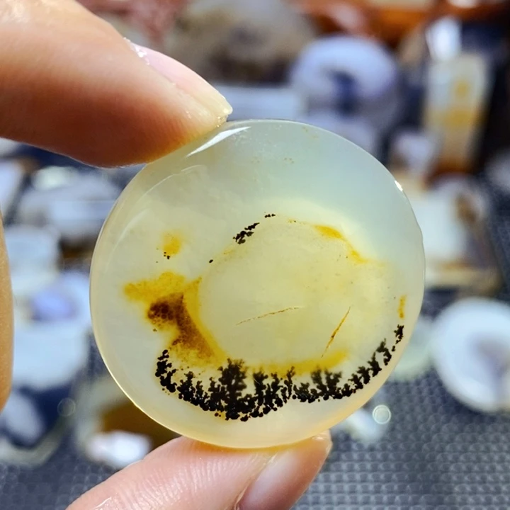 玛瑙/玉髓未镶嵌珠宝半成品