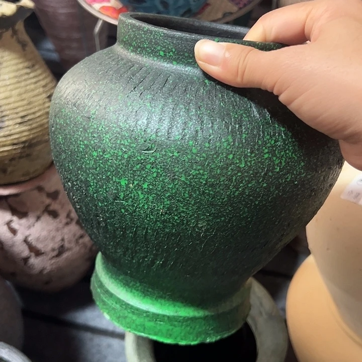 瑕疵底部窑裂有孔高20口11