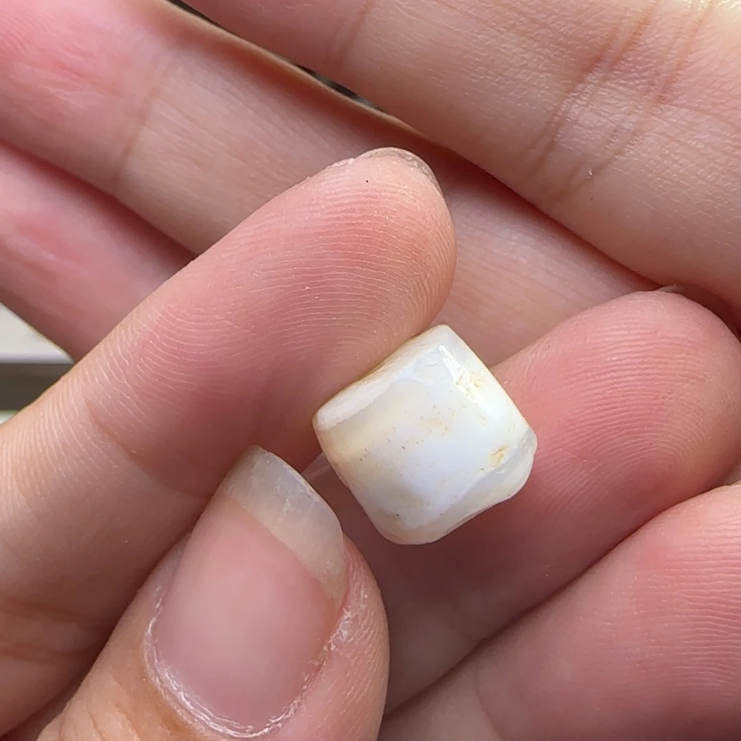 未镶嵌玛瑙/玉髓珠宝半成品