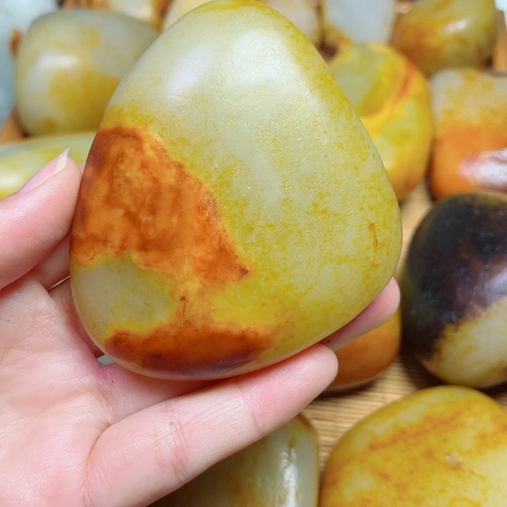 k****和田玉未镶嵌车挂