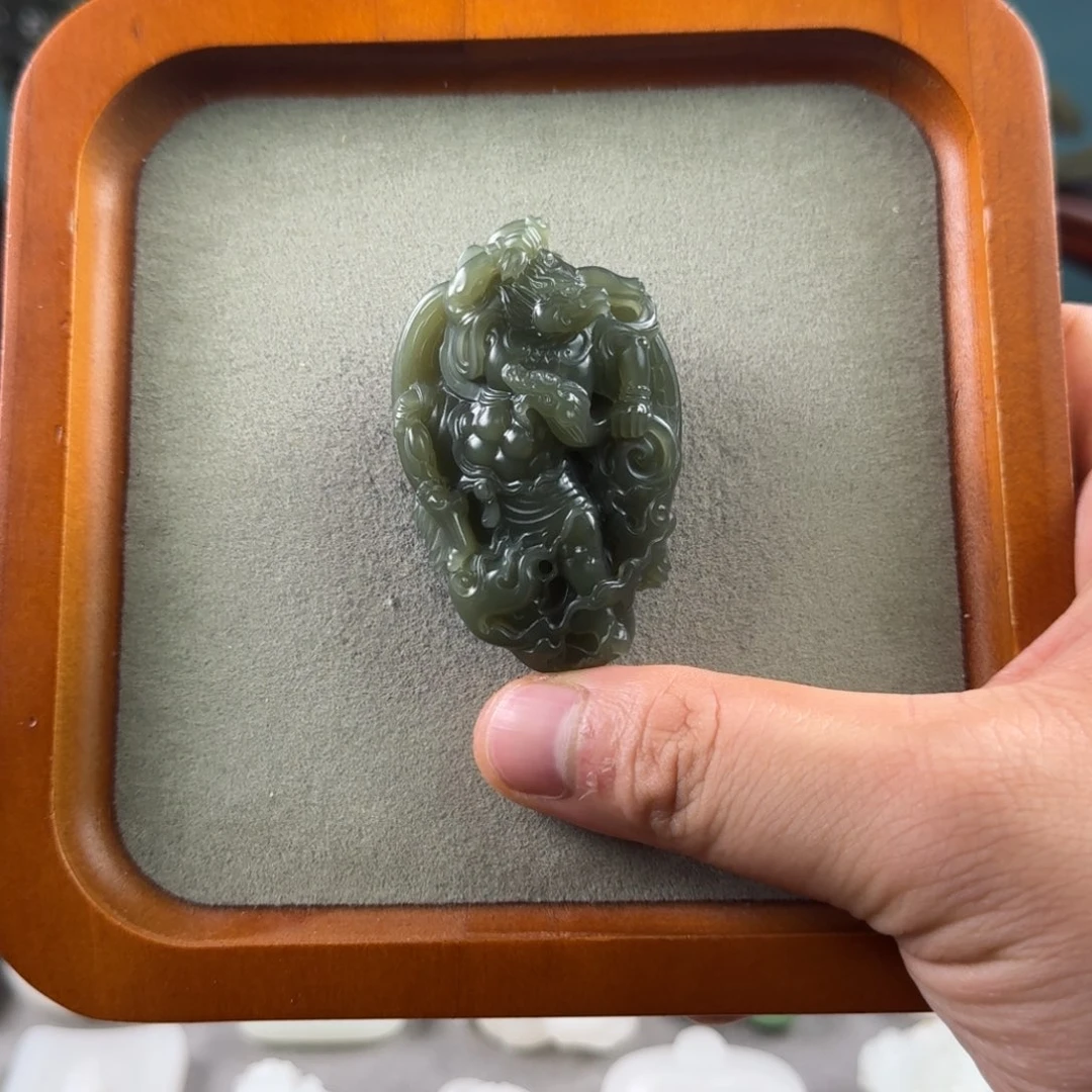 颈饰未镶嵌和田玉金翅大鹏迦楼罗