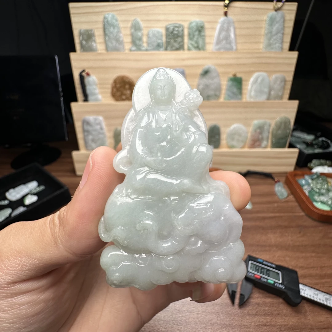 天然缅甸翡翠A货 细糯胶块双抛普贤观音 67X44X5
