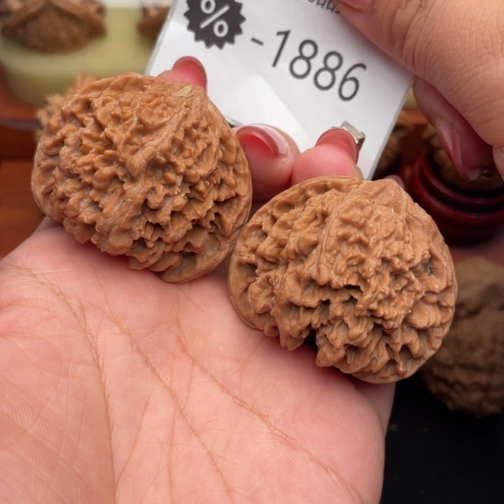 吊坠文玩核桃4正三角满天星