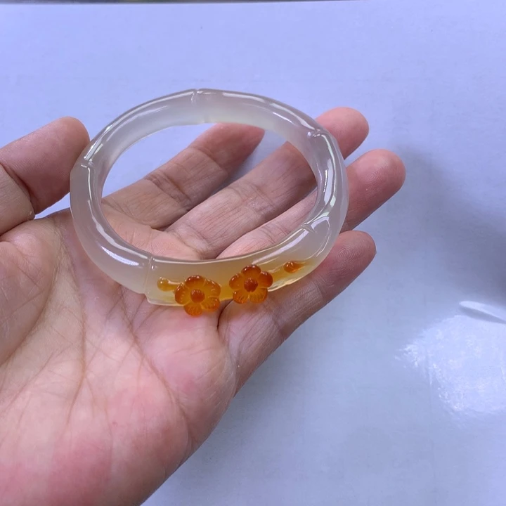 暖***阳玛瑙/玉髓手镯未镶嵌