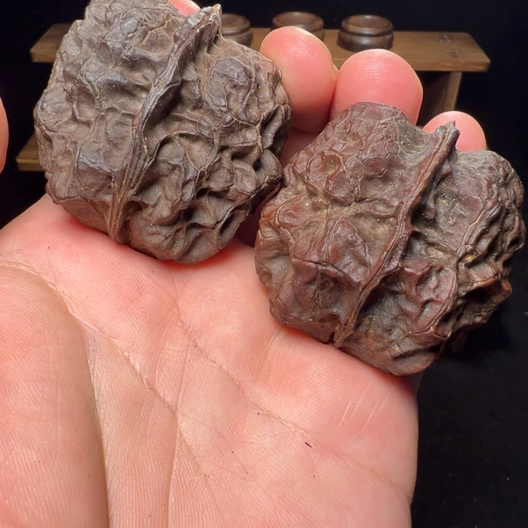 吊坠文玩核桃七彩皇冠43mm