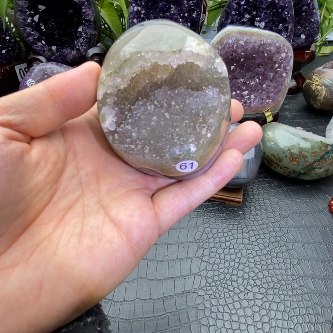 紫晶未镶嵌大型摆件（非配饰）