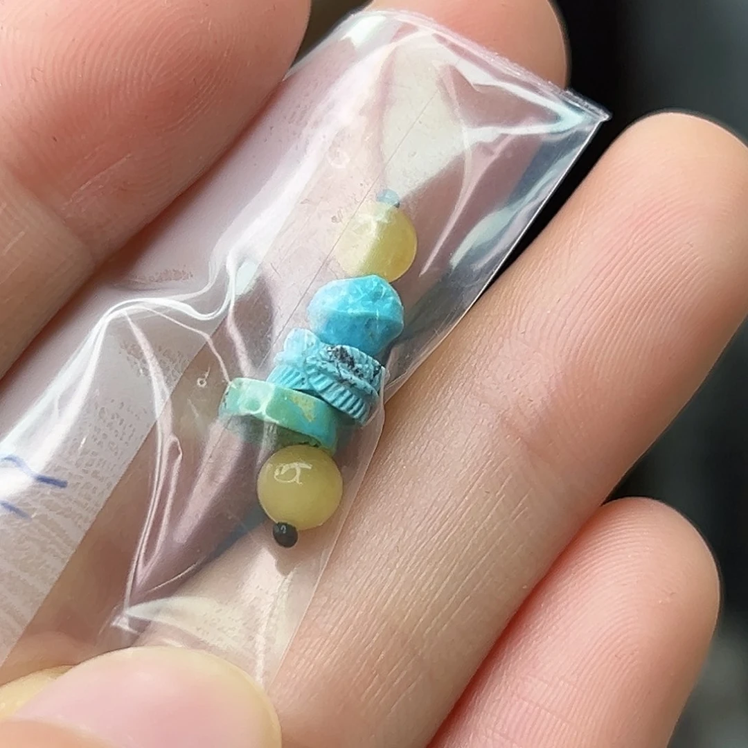 蜜蜡珠宝奇石未镶嵌