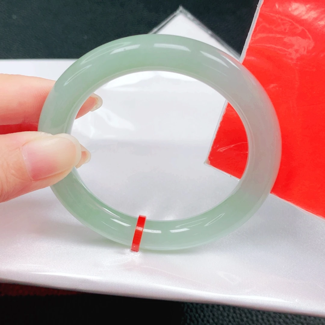 翡翠未镶嵌手镯53圈