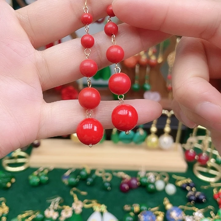 石英岩玉合金耳饰