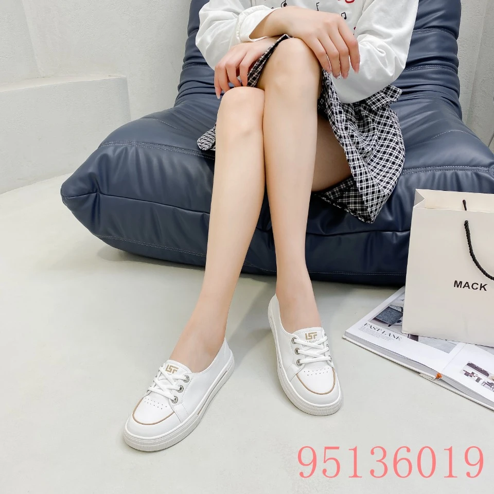 TALIA/特丽雅休闲女鞋舒适时尚百搭真皮软底休闲小白板鞋95136019