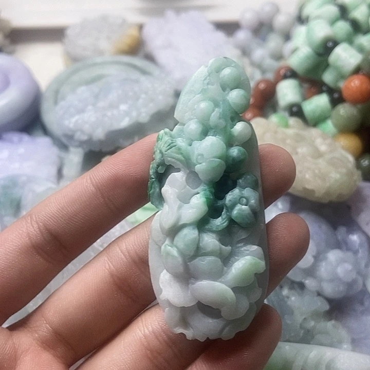 定制翡翠未镶嵌天然翡翠