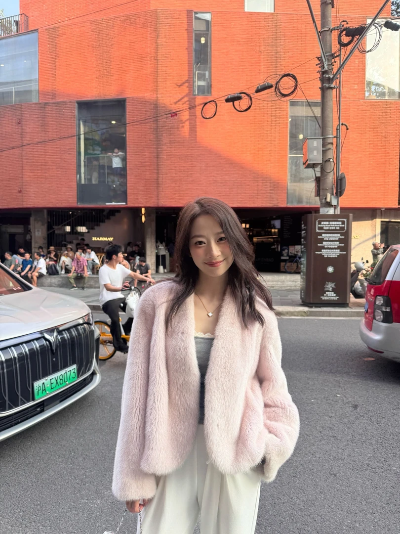 【小梨】WX001V领短款50CM轻奢时尚整貂天鹅绒品质皮草水貂外套女