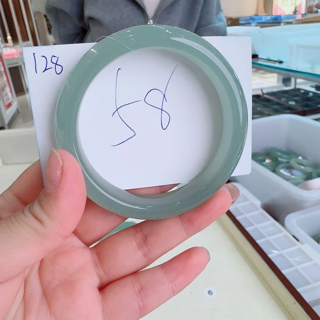 石英质玉未镶嵌手镯128