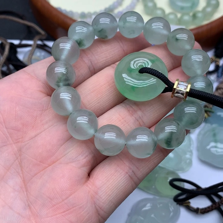 飞***姐一物一图，手串吊坠