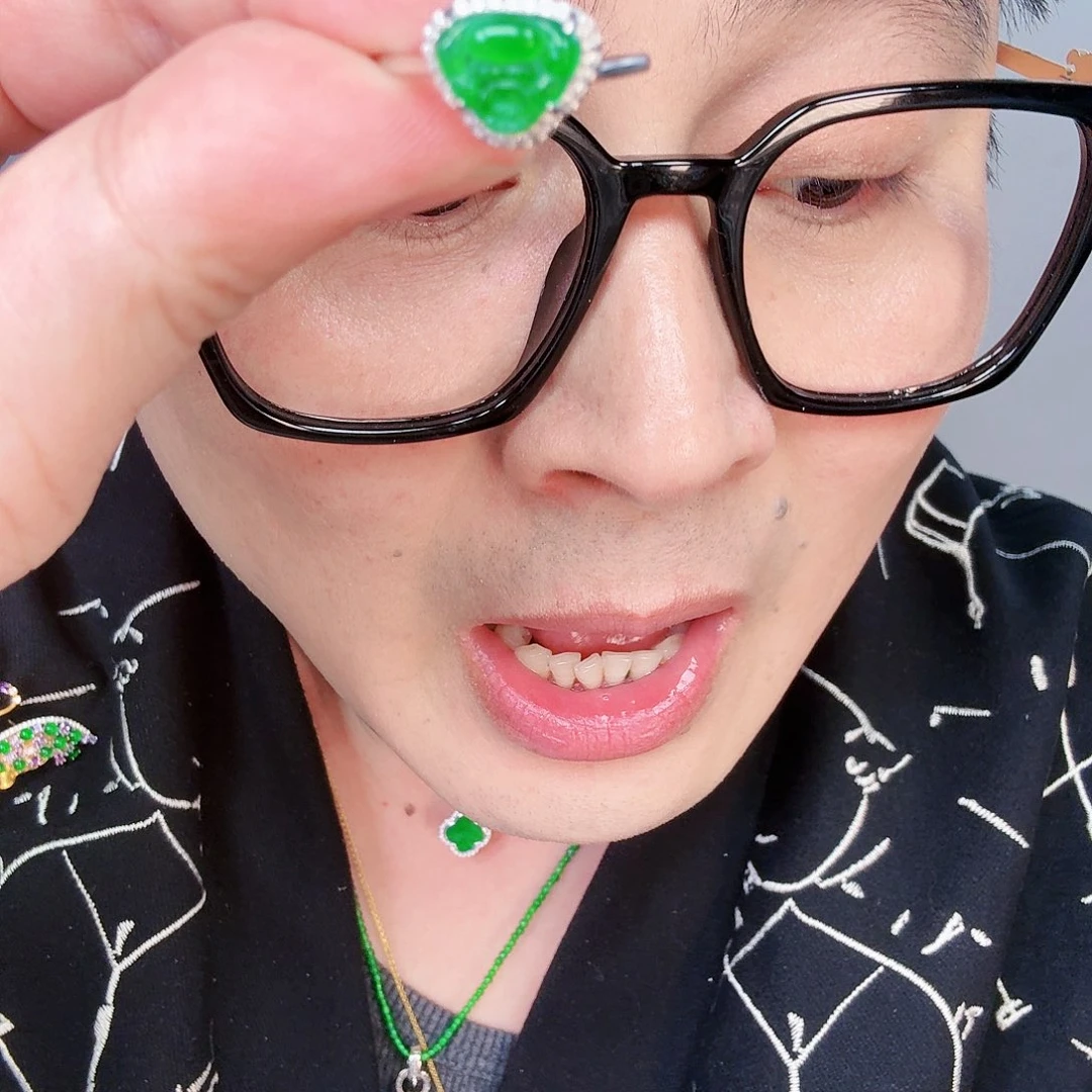翡翠颈饰未镶嵌一个