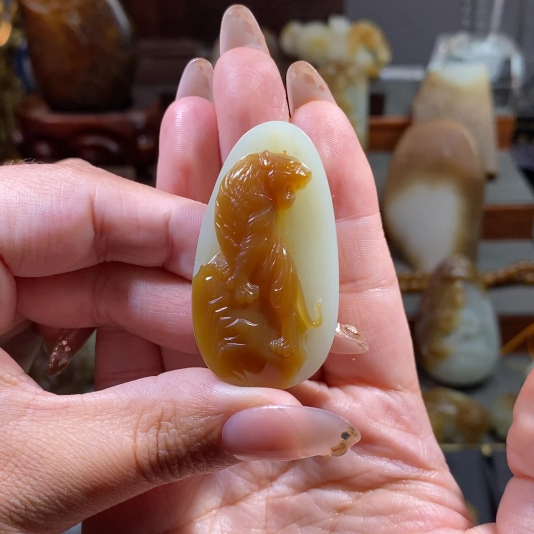 和田玉（糖玉）未镶嵌颈饰