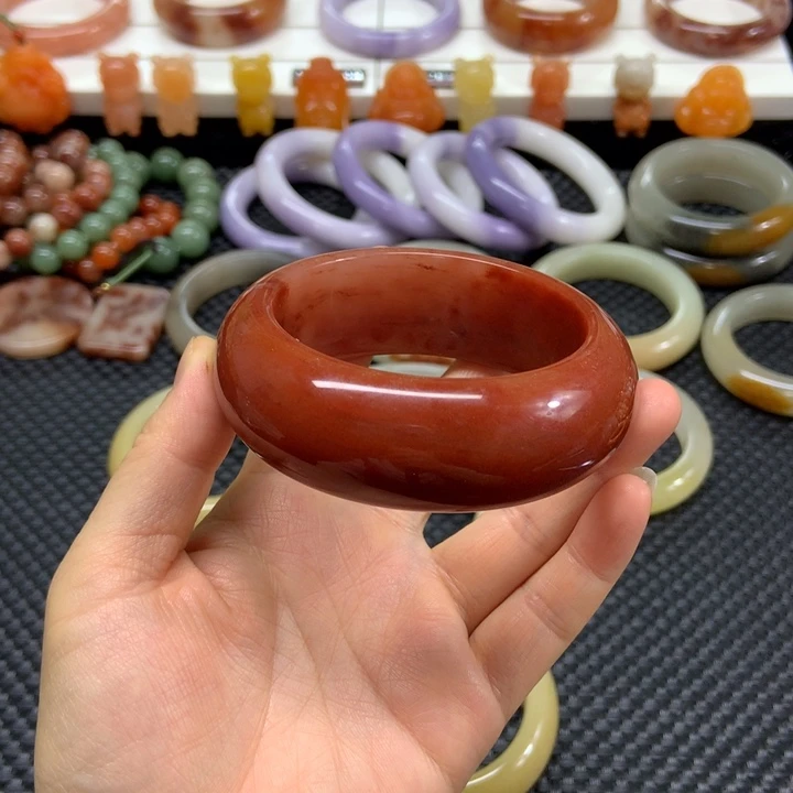 石英质玉未镶嵌手镯