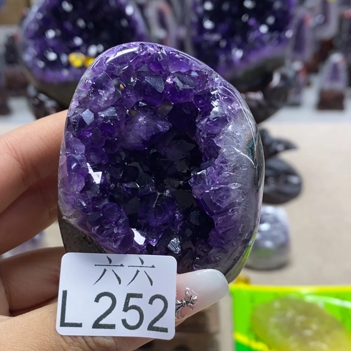 水晶未镶嵌大型摆件（非配饰）摆件