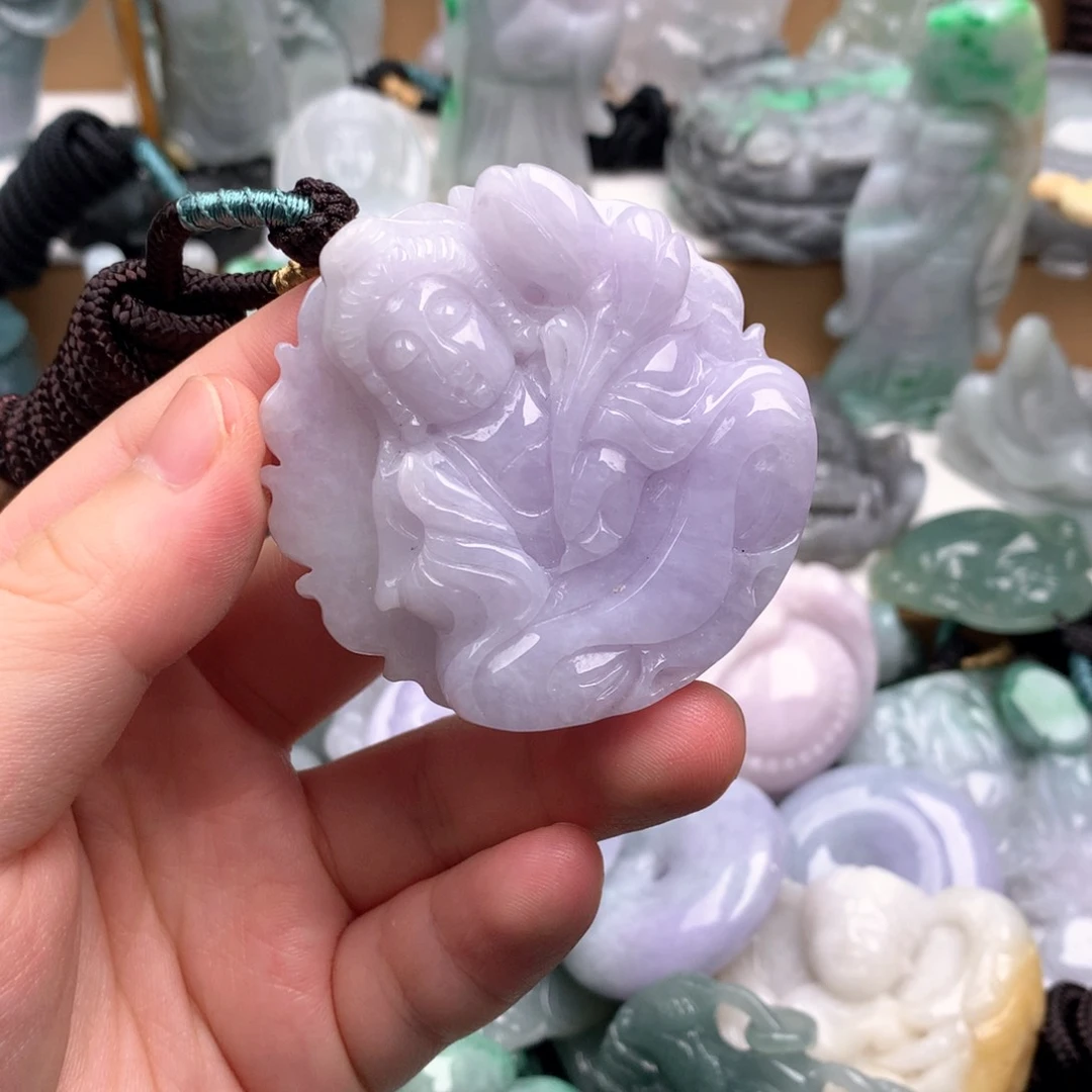 吊坠(不含链)未镶嵌翡翠