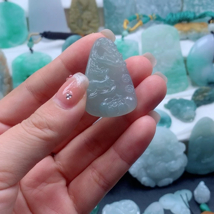 定制翡翠未镶嵌小鹿