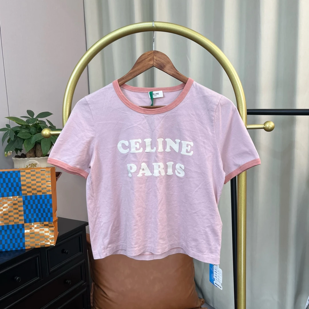 99新 Celine/思琳 25新款粉色胸前logo短袖 M码