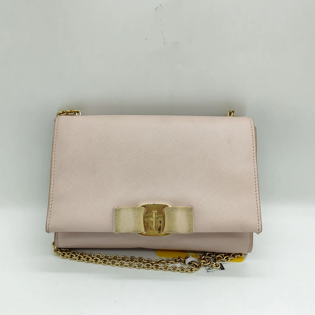 95新 FERRAGAMO/菲拉格慕  粉色链条斜挎包 1545 0720