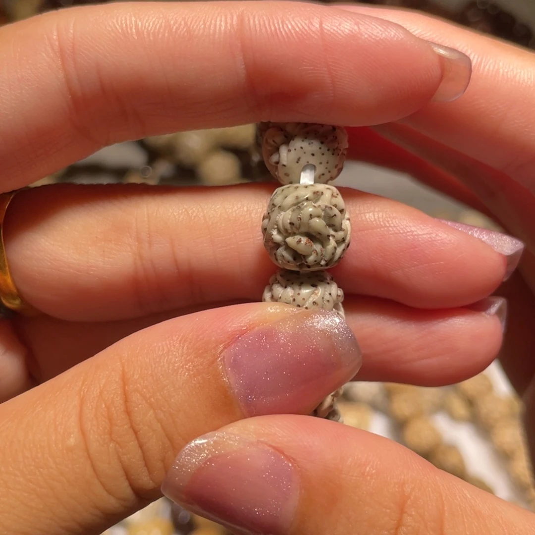 吊坠星月菩提吞噬单颗原生态