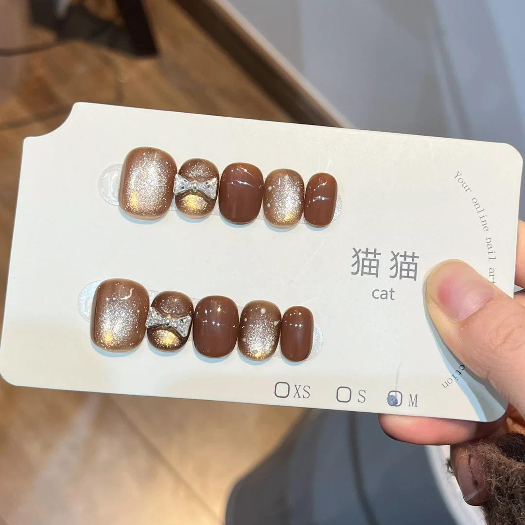 【克拉夫人】秋冬过年纯手工穿戴甲显白美甲款式百搭美甲