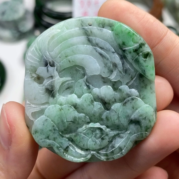 颈饰未镶嵌翡翠吊坠