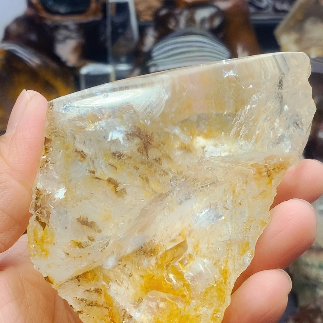 未镶嵌水晶大型摆件（非配饰）