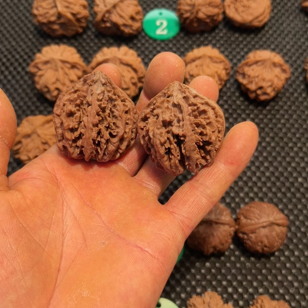 *****文玩核桃吊坠秦八棱灯笼核桃