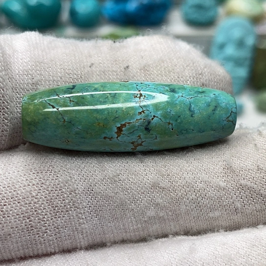 绿松石未镶嵌天然原矿 带武汉地大证书