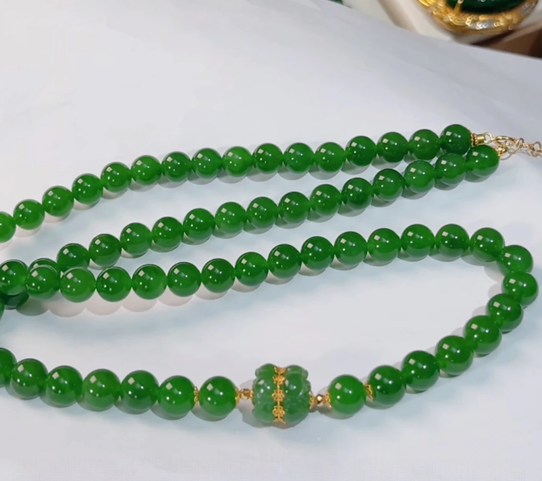 【钰灵臻选】典藏 设计款 俄料碧玉 和田玉项链    8mm± 18k金