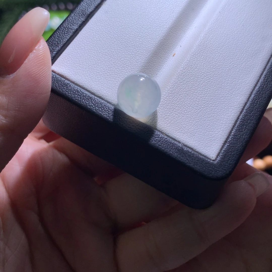 翡翠散珠特价冰蓝飘阳绿11.7有纹