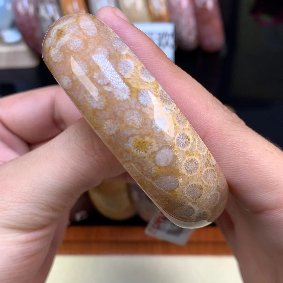 【闪购商品】颈饰未镶嵌硅化珊瑚（珊瑚玉）22号金黄柠檬57.2圈