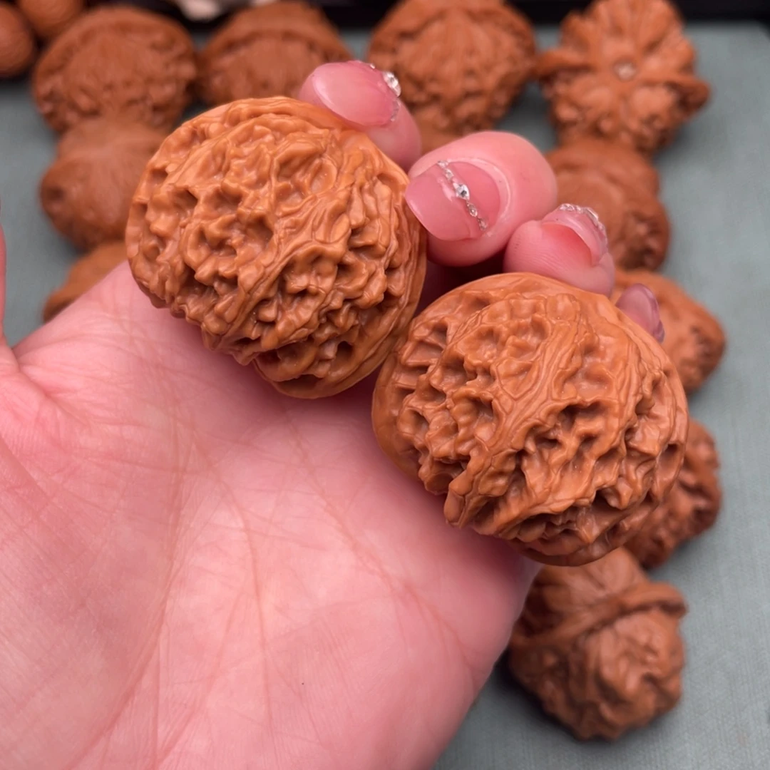 文玩核桃把件苹果园38