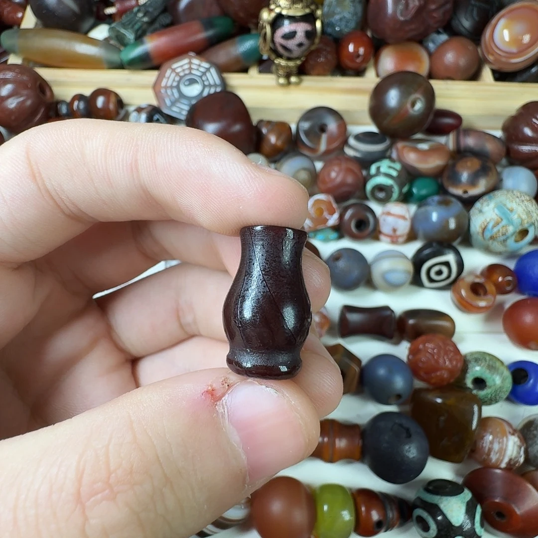 玛瑙/玉髓未镶嵌纯天然玛瑙珠子