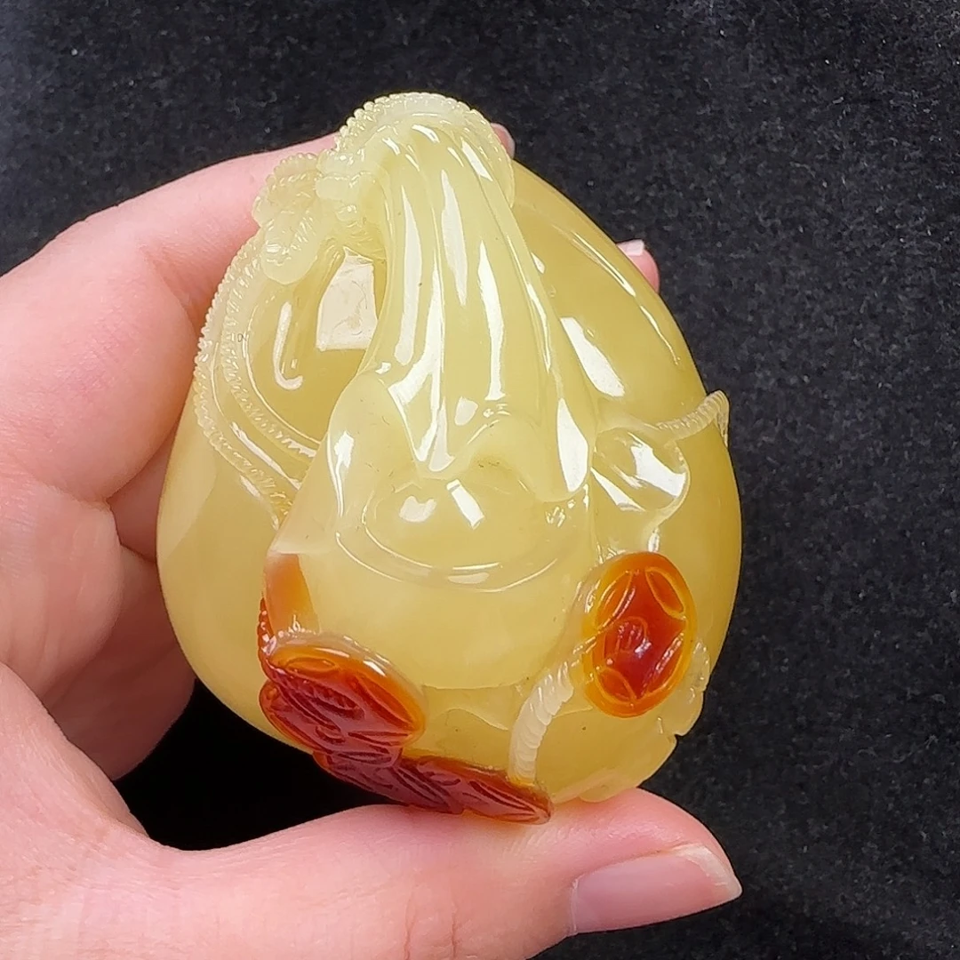 蜜蜡未镶嵌珠宝奇石