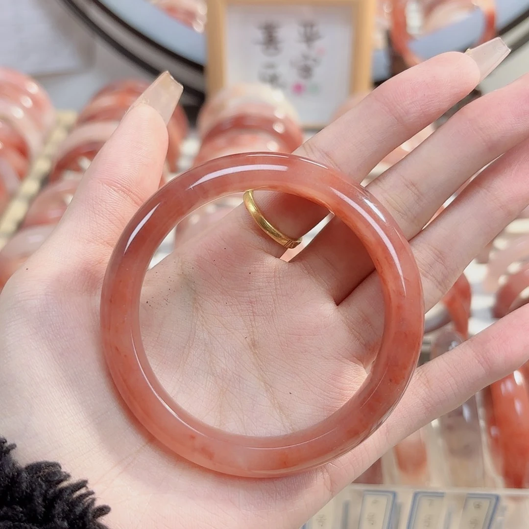 石英质玉手镯未镶嵌周*哥