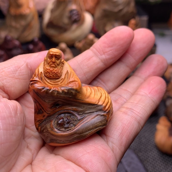 柏木（崖柏）崖柏陈化料手把件