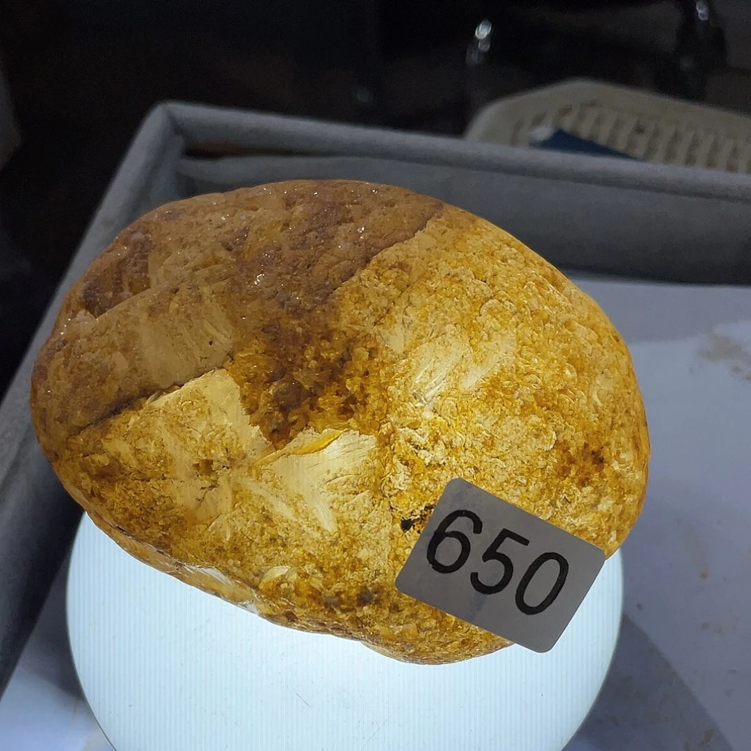 水晶未镶嵌珠宝半成品