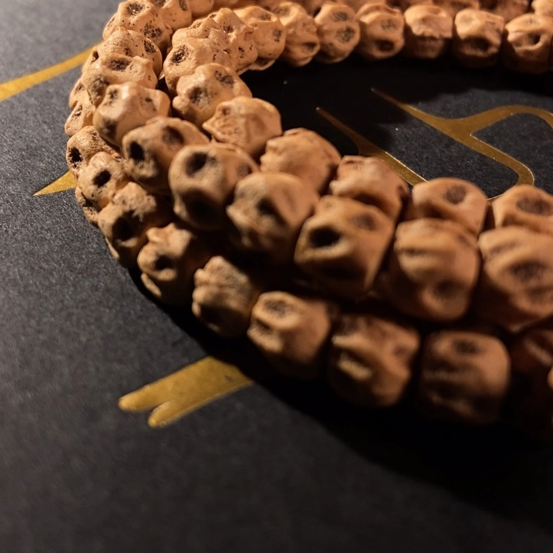 吊坠柏香籽/百香籽L*亮无底洞