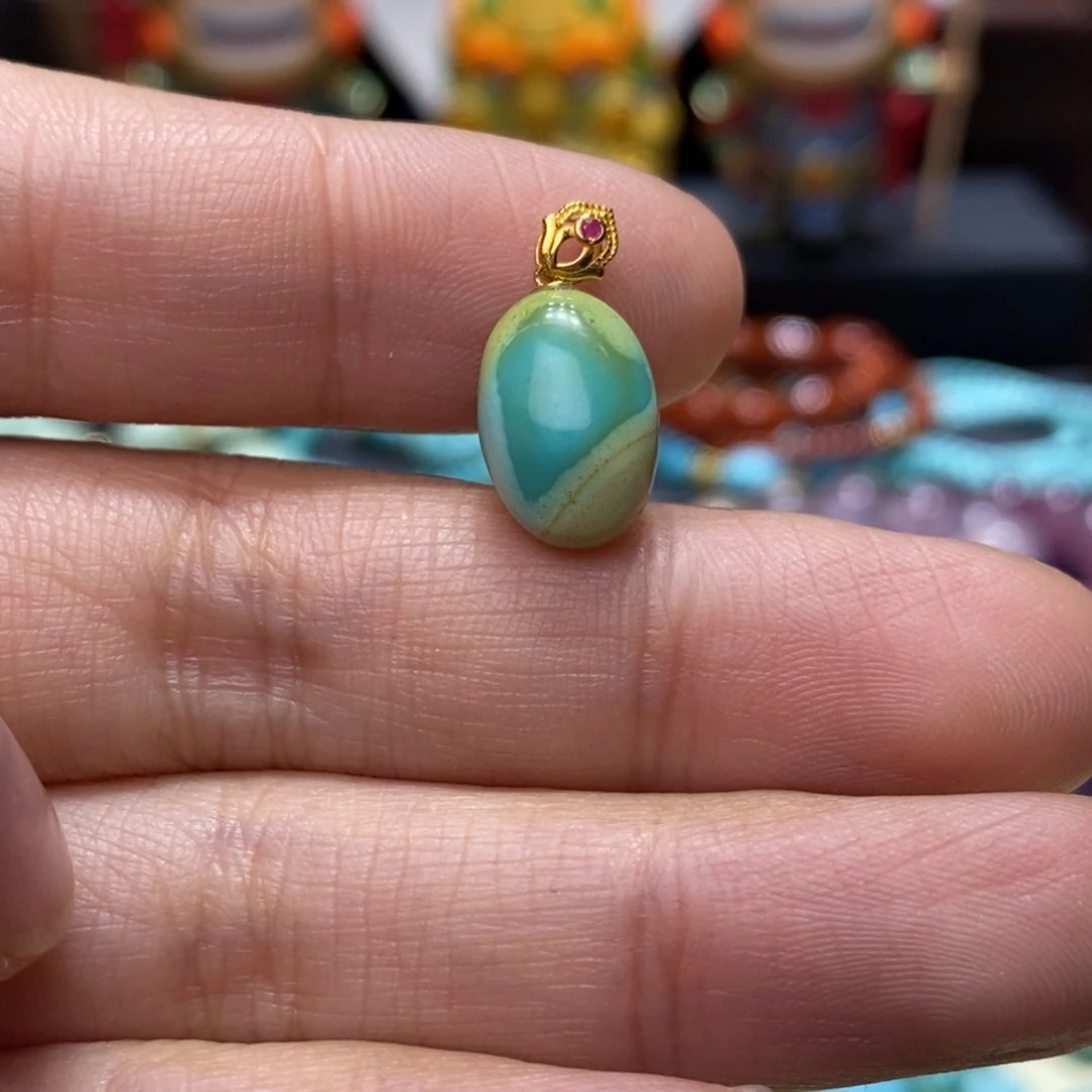 绿松石配饰18K金镶嵌