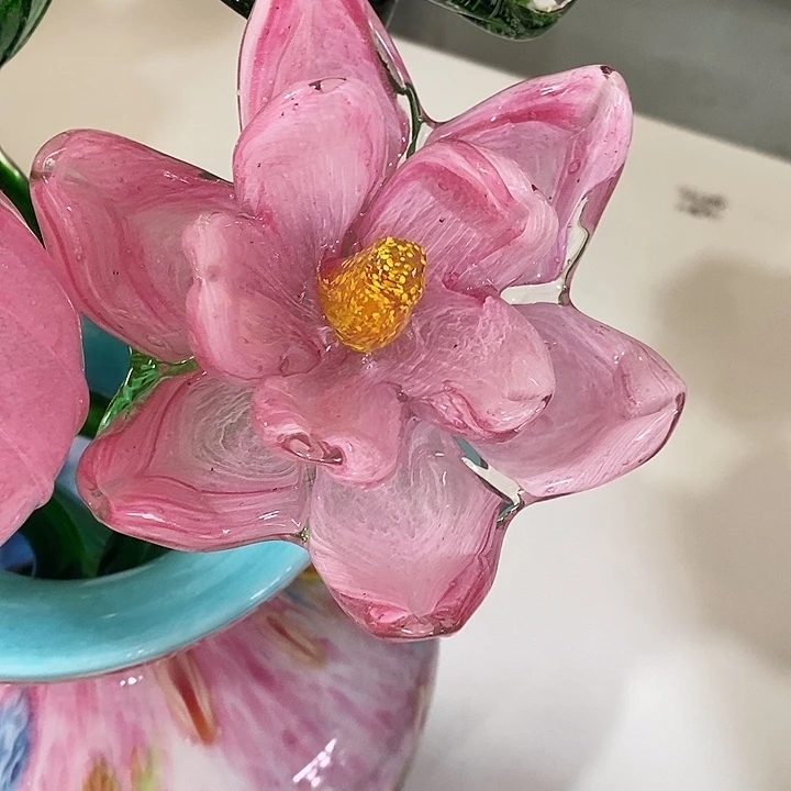 杨***燕荷花高43厘米左右