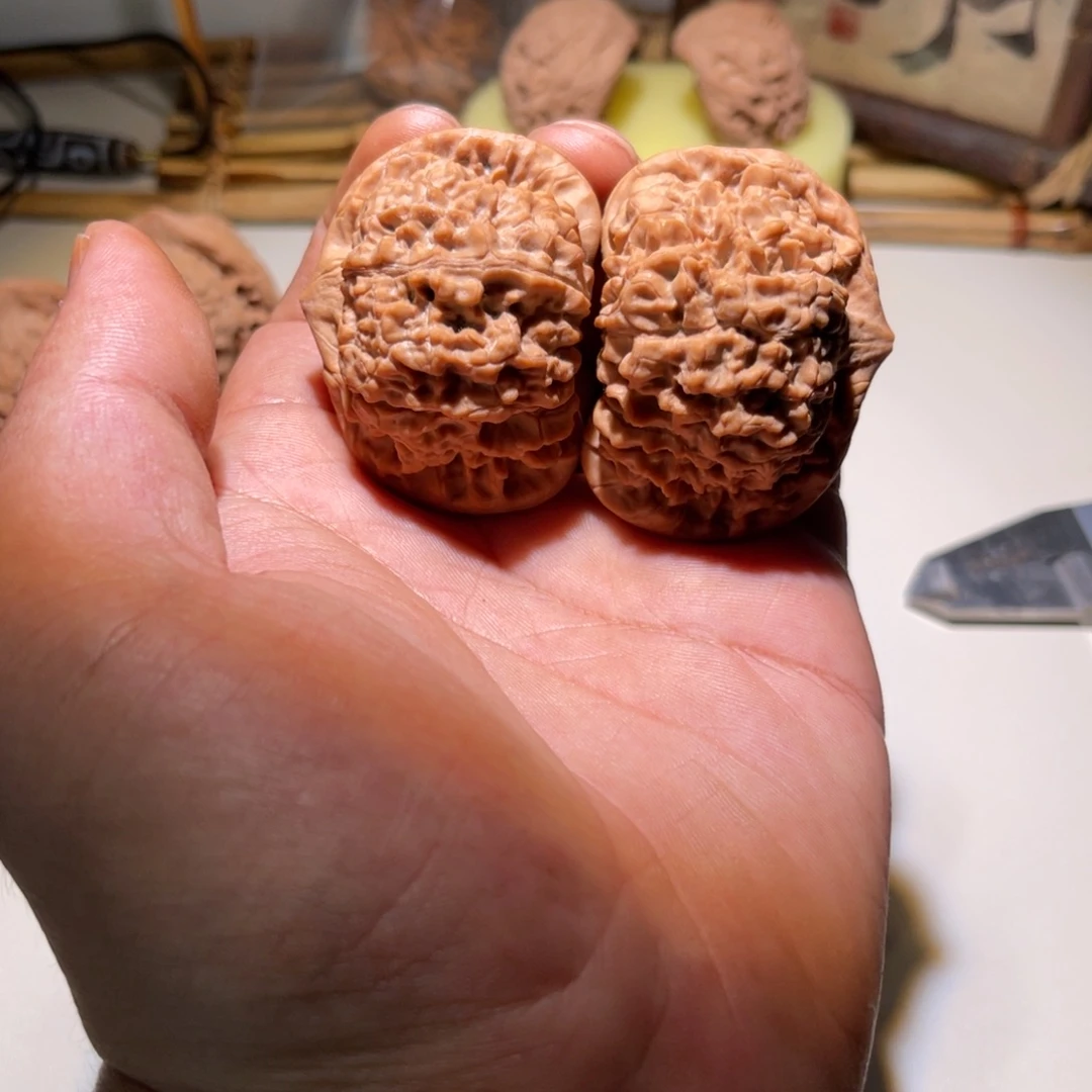 文玩核桃把件49官帽