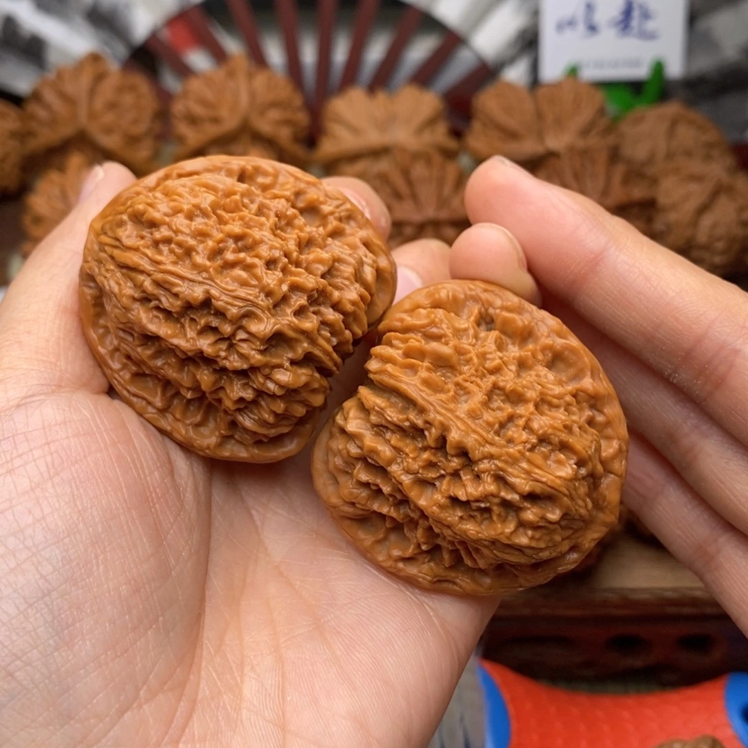 文玩核桃把件210号42.5南疆