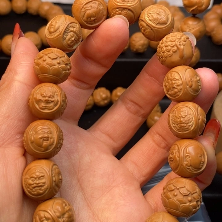 猴头核桃吊坠ベ****ヤ四面群仙