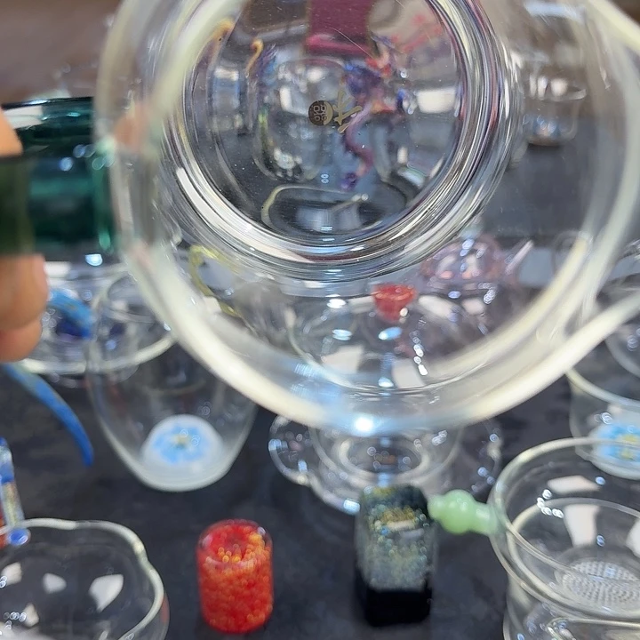 墨绿色澄然金标微瑕简装